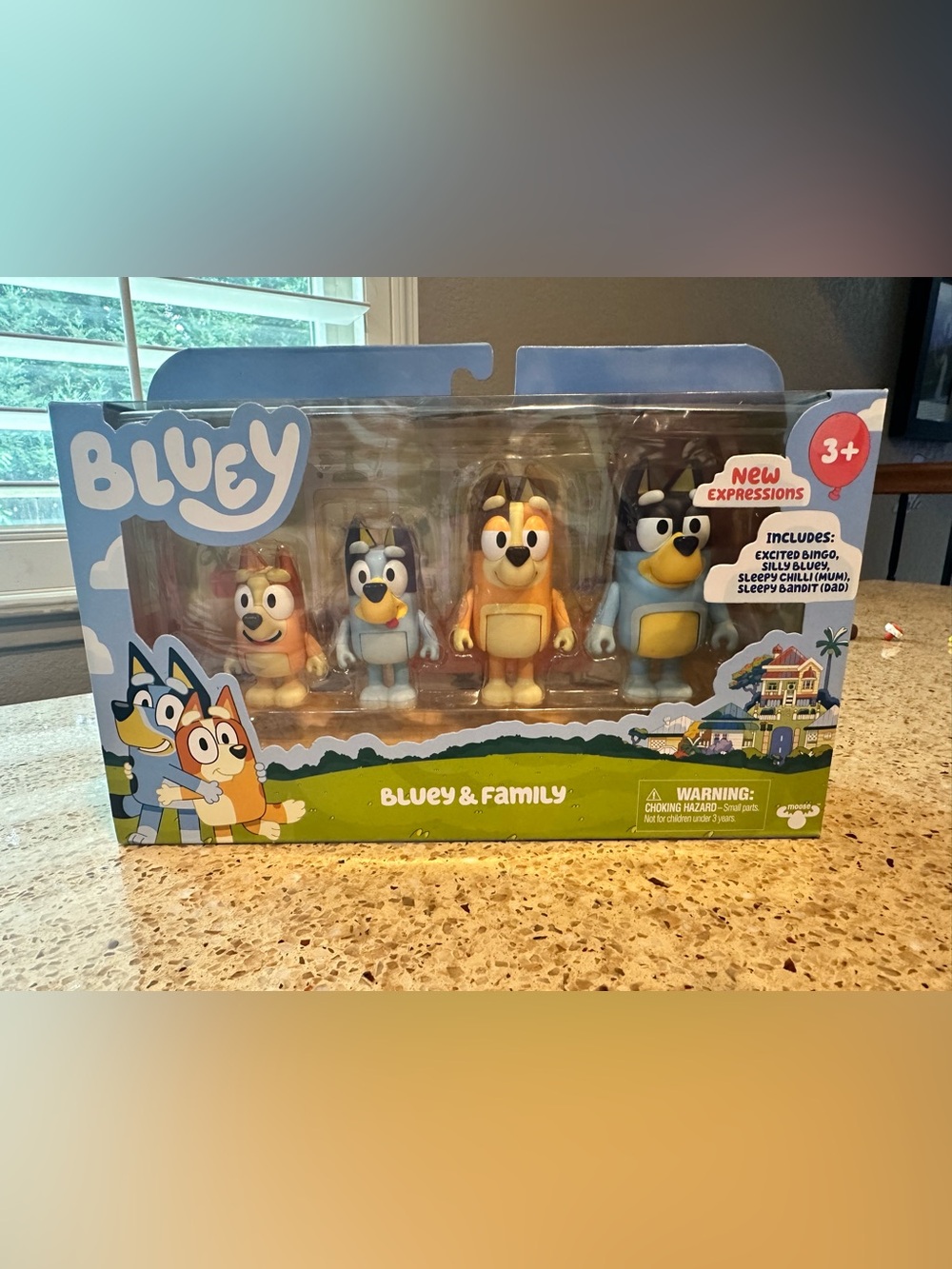 Bluey & Family 4-Pack Figures "New Expressions" Brand new in box!